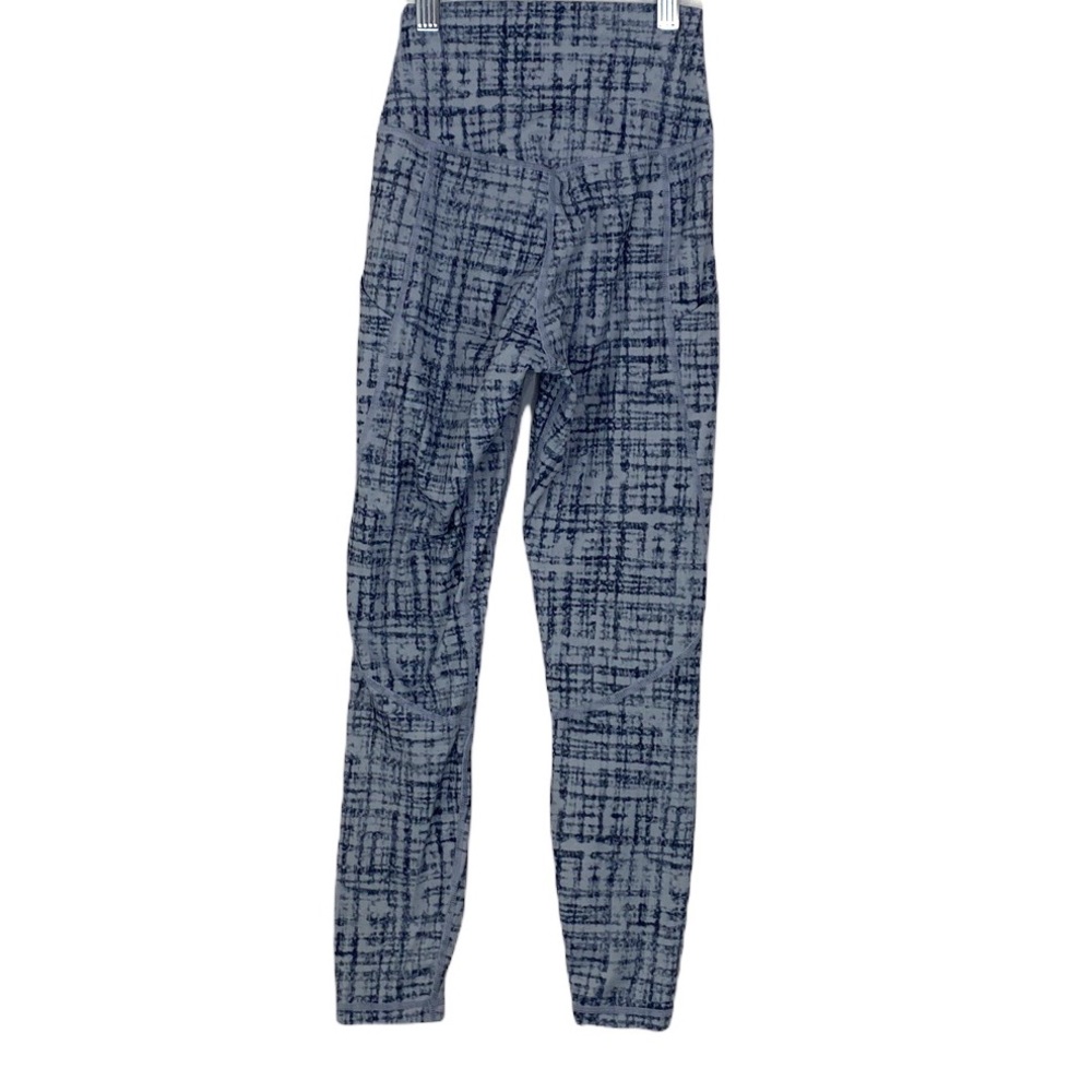 SOLD P’tula Alainah III Pocket Leggings 23” in Dynamic Gray - Picture 2 of 3